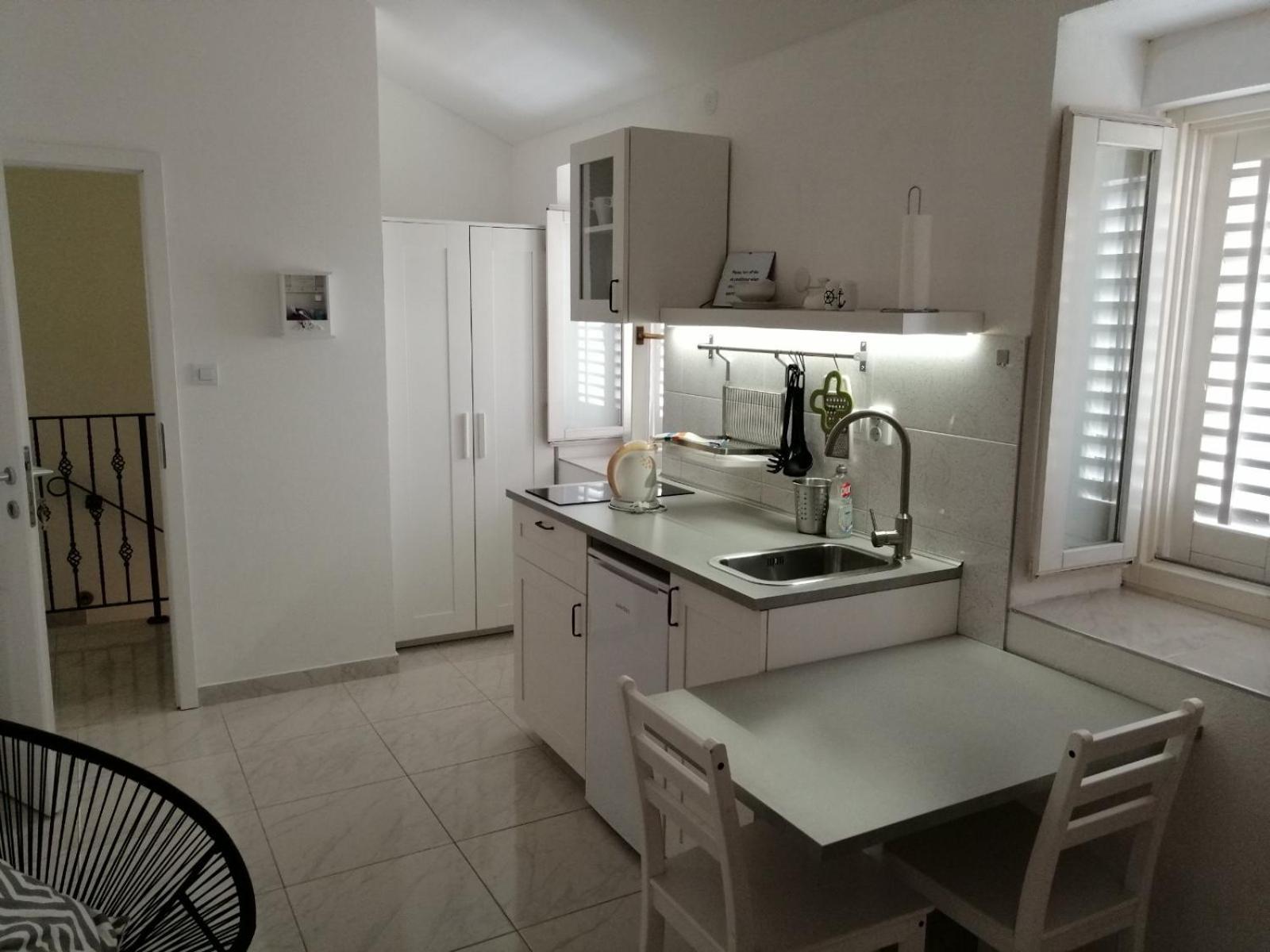 Apartment In Vis Historic Center - Mikula, Ljubica, Toma Habitación foto
